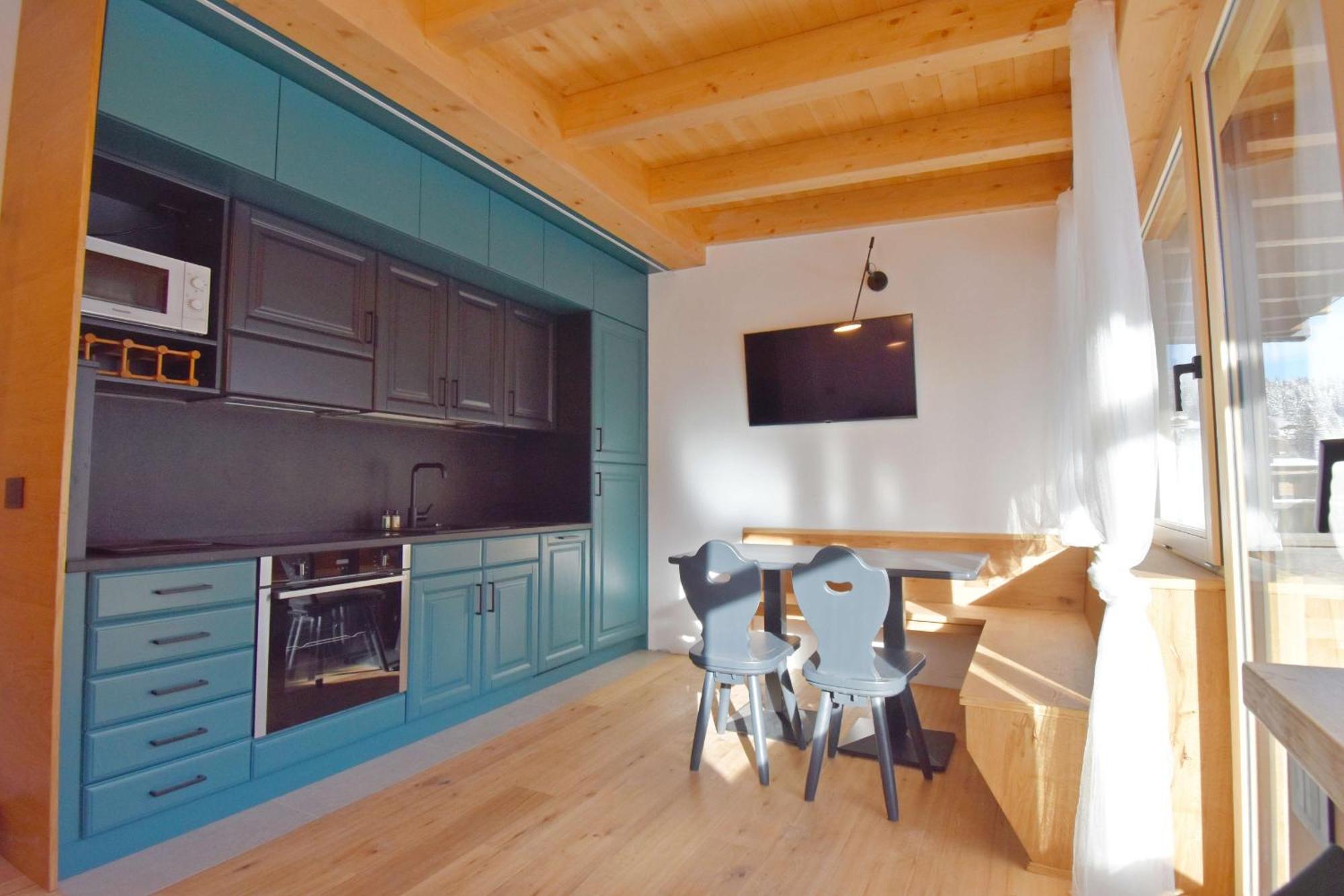 Attic Miralago Mhd Apartment